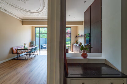 Den Haag, Emmastraat  20250604 -17