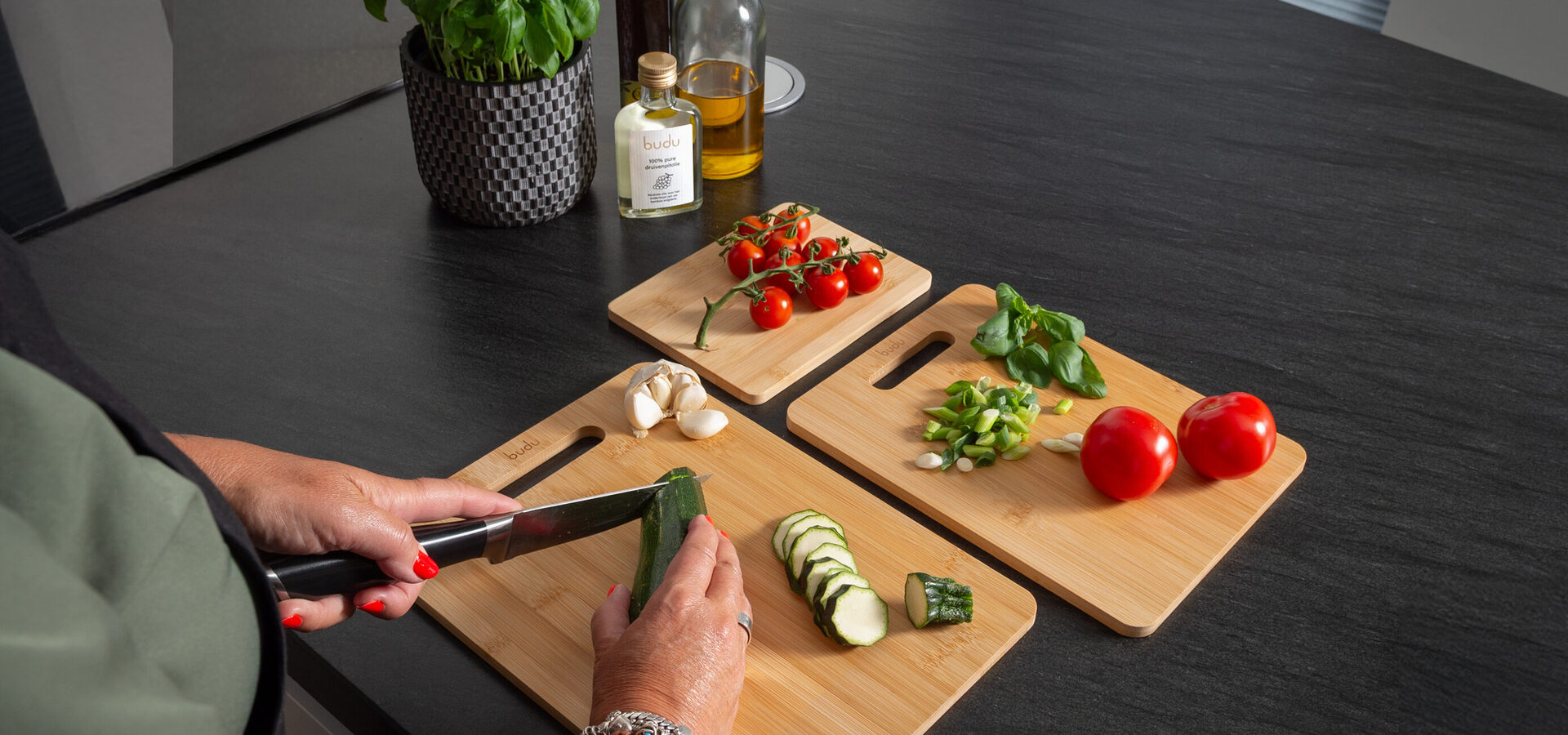 Comercedt-208-bewerkt-bewerkt